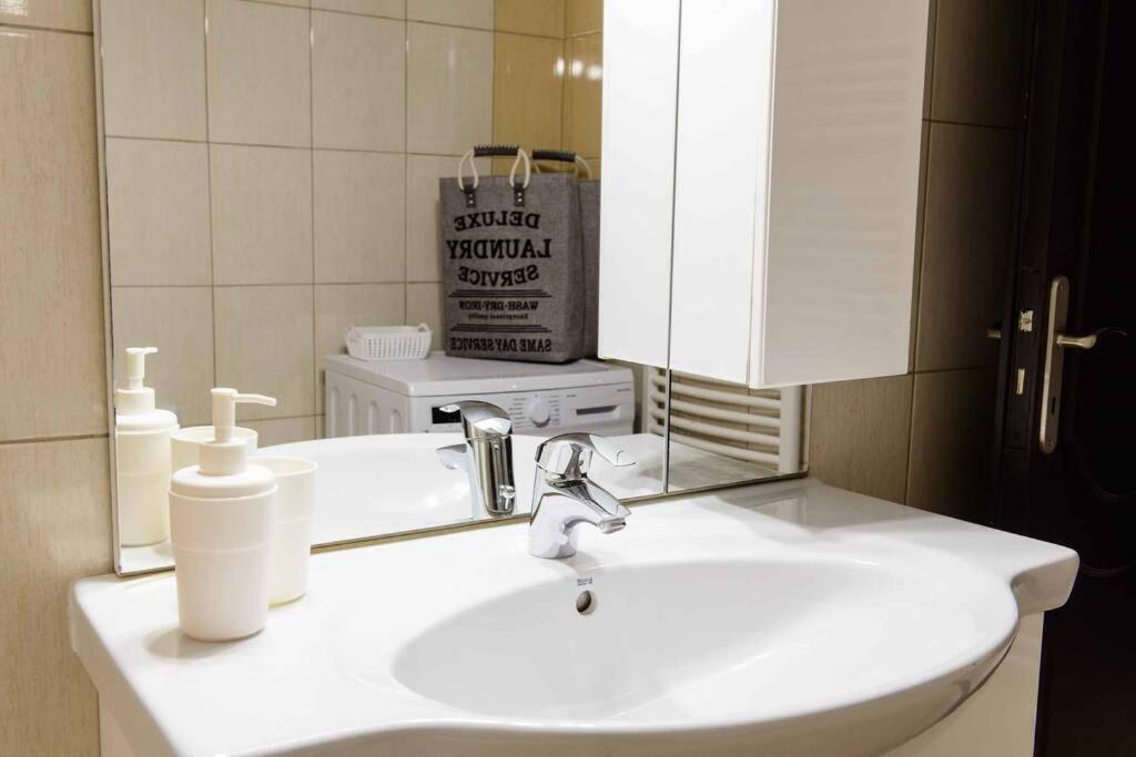 50 M Kerameikos Metro Cosy Luxury Apartment Athens Luaran gambar